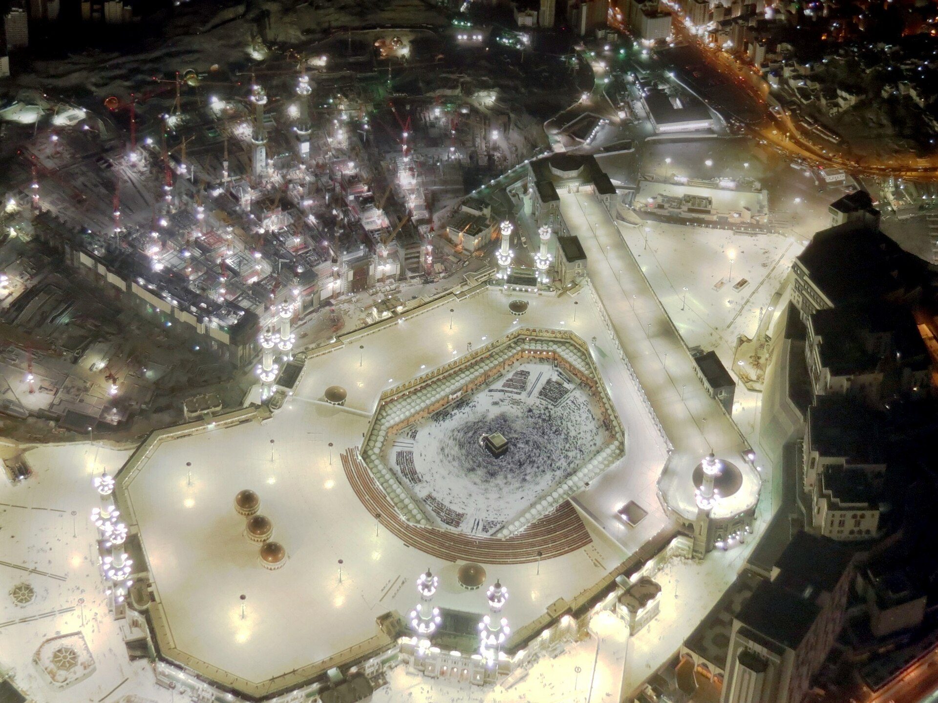 Masjid al-Haram at night